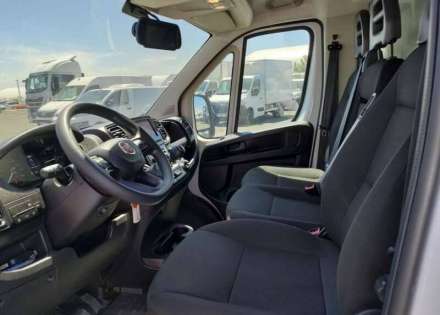 Fiat Ducato Chassis Cabine 20M3 140 CV HAYON FOURGON 3.5T