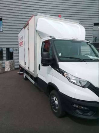 Iveco Daily Chassis Cabine 20M3 160 CV FOURGON RJ HAYON 3,5 T