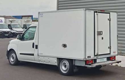 Fiat Doblo Plancher Cabine FRIGO 5M3 POSITIF/NEGATIF 105 CV 2,5 T