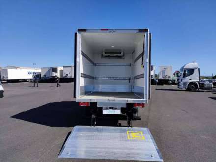 Iveco Daily Chassis Cabine FRIGO 12M3 160 CV ROUES JUMELEES HAYON CAISSE CAZAUX GROUPE THERMOKING V300 MAX 3.5 T