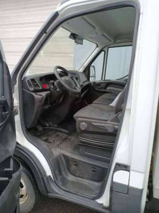 Iveco Daily Chassis Cabine FRIGO 12M3 140 CV RJ CAISSE CAZAUX GROUPE THERMOKING V300 MAX 3,5 T