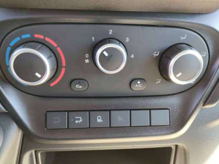 Iveco Daily Chassis Cabine FRIGO 12M3 160 CV ROUES JUMELEES HAYON CAISSE CAZAUX GROUPE THERMOKING V300 MAX 3.5 T