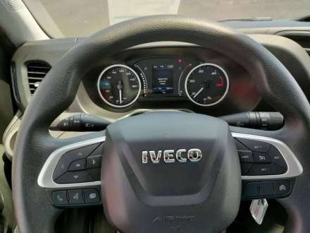 Iveco Daily Chassis Cabine 20M3 160 CV FOURGON RJ HAYON 3,5 T