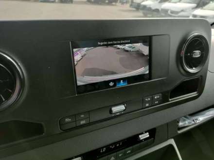 Mercedes-benz Sprinter Chassis Cabine 20M3 FOURGON HAYON 3.5 T