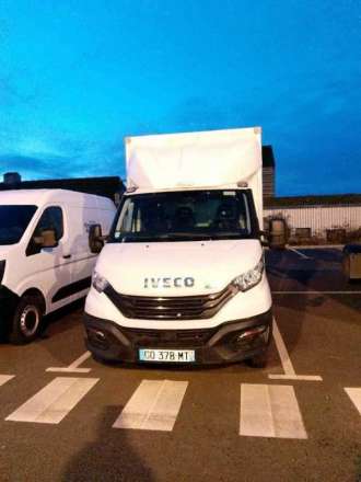 Iveco Daily Chassis Cabine 20M3 160 CV FOURGON RJ HAYON 3,5 T