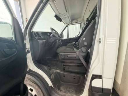 Iveco Daily Chassis Cabine 20M3 160 CV FOURGON RJ HAYON 3,5 T