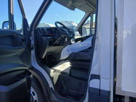 Iveco Daily Chassis Cabine FRIGO 12M3 140 CV RJ CAISSE CAZAUX GROUPE THERMOKING V300 MAX 3,5 T