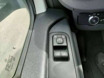 Mercedes-benz Sprinter Chassis Cabine 20M3 FOURGON HAYON 3.5 T